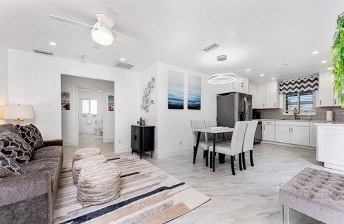 Punta Gorda Apartment | Villa Capri | Waterfront Luxury Retreat Heated Saltwater Pool Dock