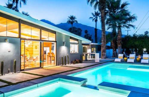 Twin Palms Villa | Villa Carriage House