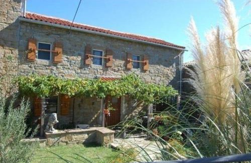 Bric House | Villa Casa Sarina