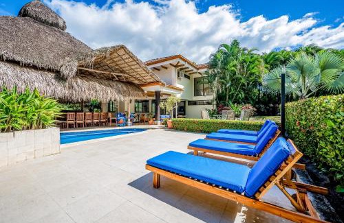 Coco House | Villa Casiopea