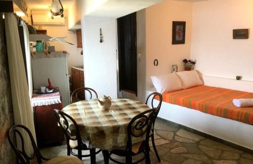 Hydra Apartment | Villa Castello