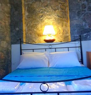 Hydra Apartment | Villa Castello
