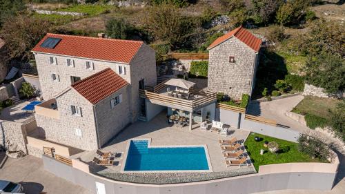 Dunave Krajnje Villa | Villa Castellum Canalis