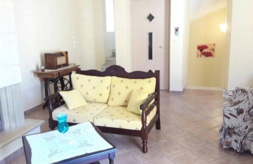 Argostoli Town House | Villa Chrisevgeni with elevator