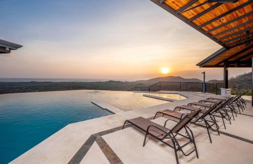 Rio Seco Villa | Villa cielo y mar azul