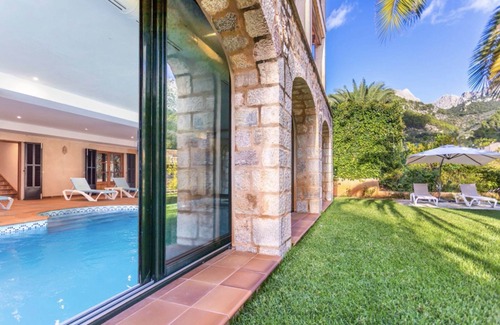 Fornalutx Villa | VILLA CIRCE - Exclusive villa with indoor heated pool in Fornalutx.