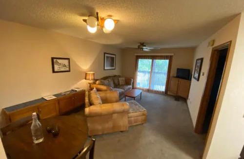 Flagstaff House | Villa Circle #899