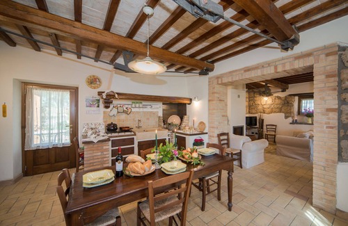 Bagnoregio Villa | Villa Civita - Holiday Rental with swimming pool in Civita di Bagnoregio