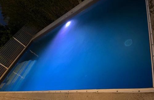 Carpentras House | Villa climatisé avec piscine et jacuzzi