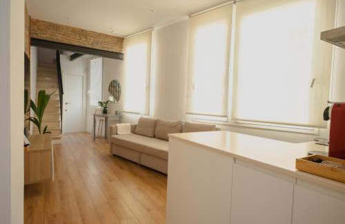 Collblanc y La Torrassa Apartment | Villa Conde