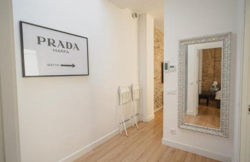 Collblanc y La Torrassa Apartment | Villa Conde