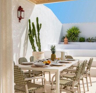 Alcala de Guadaira Villa | Villa con piscina privada salada, solárium y 3 dormitorios