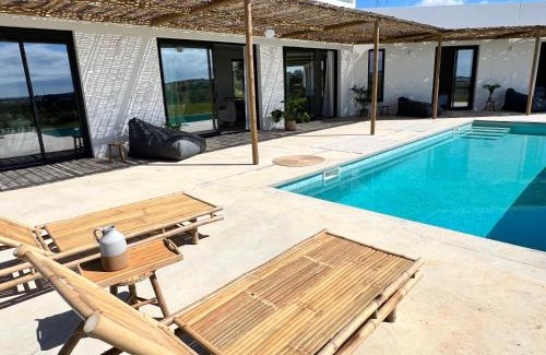 Costa Esuri Villa | Villa con piscina en Golf Isla Canela Links