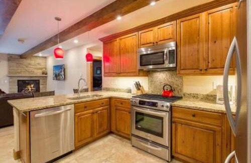 Vail Apartment | Villa Cortina with Access to Gondola