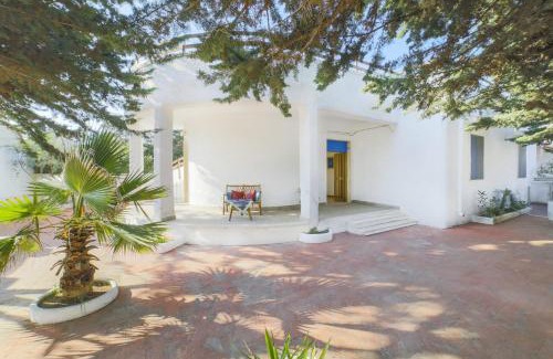 Specchiarica Villa | Villa Cristina a 50 mt dalla spiaggia Specchiarica di San Pietro in Bevagna