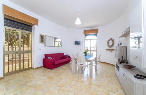 Specchiarica Villa | Villa Cristina a 50 mt dalla spiaggia Specchiarica di San Pietro in Bevagna