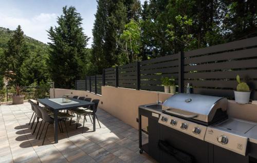 Kremena Villa | Villa D Cube by Villas Guide