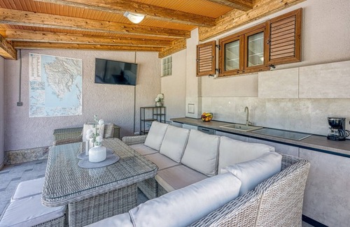 Divsici Villa | Villa Dana in Divsici