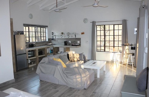 Marloth Park Villa | Villa de Leeu