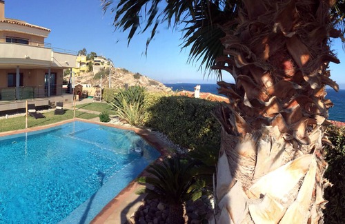 Coveta Fuma Villa | Villa de Lujo Frente al mar en El Campello