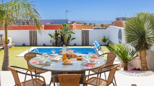 Costa de Antigua Villa | Villa Del Corazon Salinas Golf