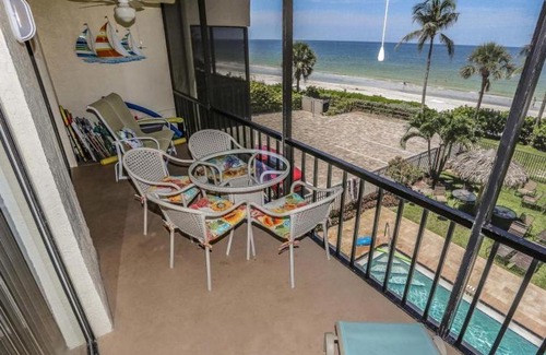 Mid Island Apartment | Villa Del Mar 303