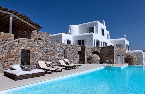 Faros Armenistis Villa | Villa DeLucien