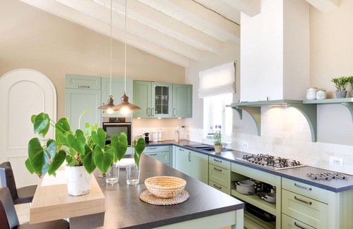 Lacona House | Villa di Sogno by Interhome