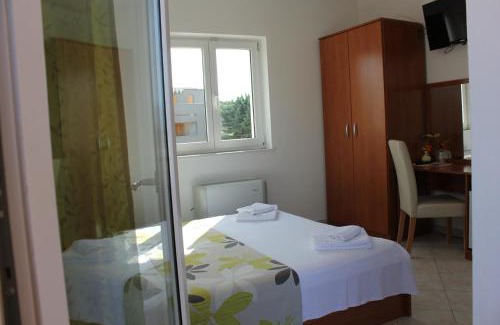 Tribunj Hotel | Villa Diana