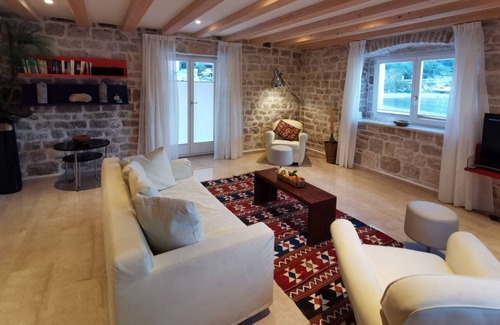 Rogac Villa | Villa Diocletian Solta nearby Split – Crovillas GmbH