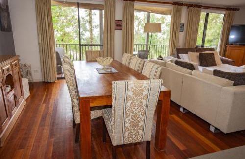 Pokolbin Apartment | VILLA DION - 3 Bedrooms situated in Cypress Lakes Resort