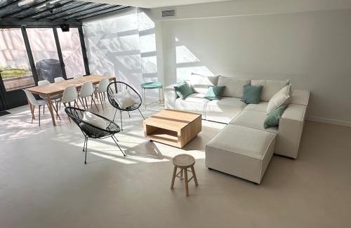 Guilhemery Villa | Villa du parc