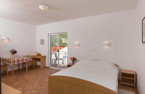 Plat Apartment | Villa Dubravka - Superior One Bedroom Apartment with Balcony and Sea View Apartman 6