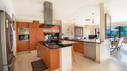 La Cruz de Huanacaxtle House | Villa Durazno Exclusive Refuge in Punta Esmeralda by Kivoya