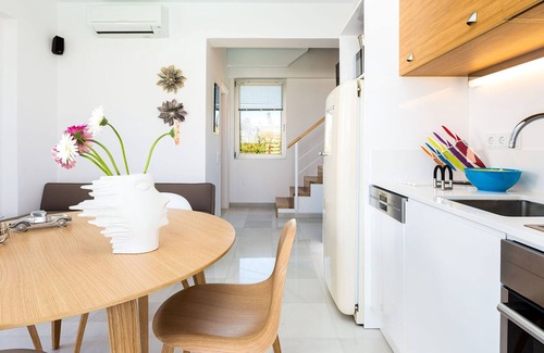 Pigianos Kampos Villa | Villa Eeanthe, Exclusive Villa with Private Beach Facilities