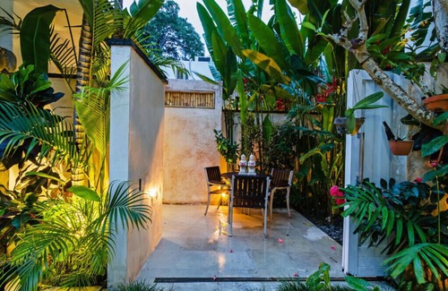 Central Seminyak Villa | Villa Eindra