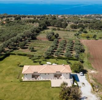 Ricadi Bed & Breakfast | Villa Eirene