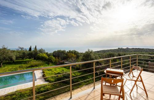 Kardamyli House | Villa Eleni - Private Pool Bliss near Kardamili