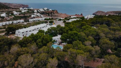 Ciutadella de Menorca House | Villa en Cala Morell con piscina privada en el bosque