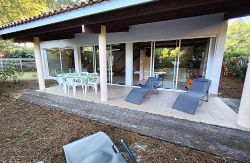 Le Canon Villa | Villa en lisière de forêt avec jardin, à 1,5 km de l'Océan, idéale pour des vacances reposantes - FR-1-736-16