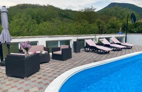 Lohovo House | Villa Enio