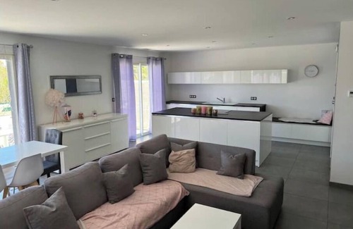 Brouilla Villa | Villa Entre mer et Montagne Piscine Privée