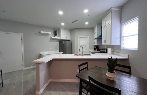 Brownsville Condo | Villa Escondida #3 -2BD- Straight Shot to SpaceX!