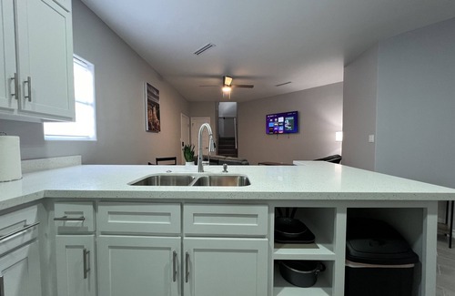 Brownsville Condo | Villa Escondida #3 -2BD- Straight Shot to SpaceX!