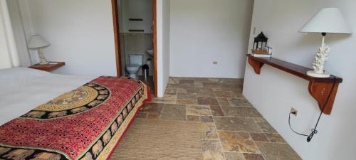 Puerto Velasco Ibarra House | VILLA FLOREANA