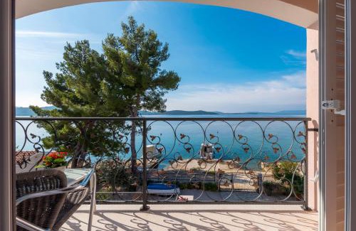 Zaboric Villa | Villa Flores Adriatica