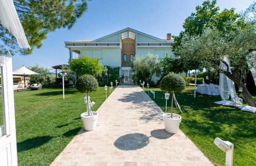 Torrevecchia Teatina Bed & Breakfast | Villa Floridia