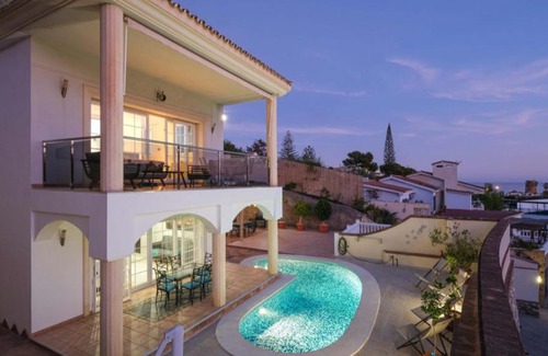 Benalmadena Costa Apartment | Villa Flow