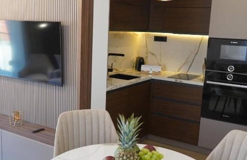Brna Villa | Villa Fortuna ap3 : One-Bedroom Apartment