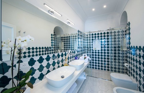 Positano House | Villa Francesco Luxury Suites